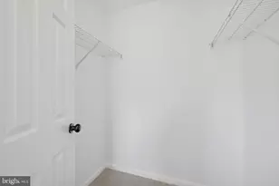 7011 Village Stream Pl, Gainesville, VA 20155 - Photo 32