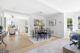 7011 Village Stream Pl, Gainesville, VA 20155 - Photo 14