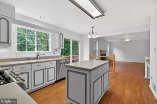 10545 Winged Elm Cir, Manassas, VA 20110 - Photo 6