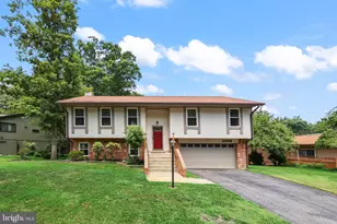 16008 Fairway Dr, Dumfries, VA 22025 - Photo 1
