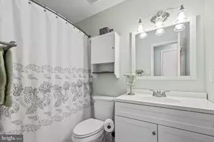 16008 Fairway Dr, Dumfries, VA 22025 - Photo 12