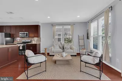 8128 Honey Bee Way, Manassas, VA 20111 - Photo 12