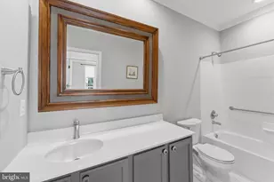 6817 Derby Run Way, Gainesville, VA 20155 - Photo 22