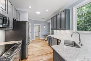 6817 Derby Run Way, Gainesville, VA 20155 - Photo 12