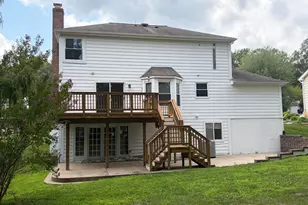 12805 Valleyhill St, Woodbridge, VA 22192 - Photo 4