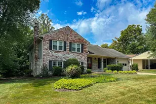 2719 Deepford Dr, Woodbridge, VA 22192 - Photo 2