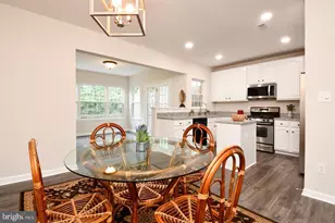 3802 Koval Ln, Woodbridge, VA 22192 - Photo 4