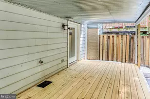 15242 Streamside Ct, Dumfries, VA 22025 - Photo 40