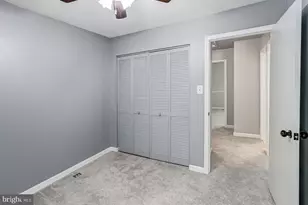 15242 Streamside Ct, Dumfries, VA 22025 - Photo 30