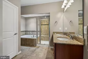 15270 Regents Park Dr, Woodbridge, VA 22191 - Photo 24