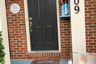 12909 Correen Hills Dr, Bristow, VA 20136 - Photo 2