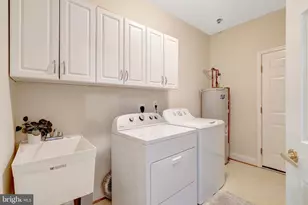 13465 Victory Gallop Way, Gainesville, VA 20155 - Photo 28