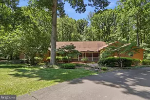 6501 Commonwealth Ct, Manassas, VA 20112 - Photo 2