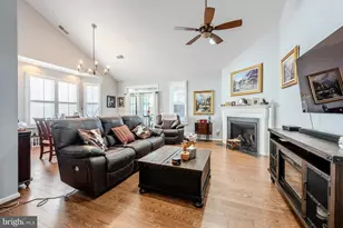 13728 Fieldstone Way, Gainesville, VA 20155 - Photo 8