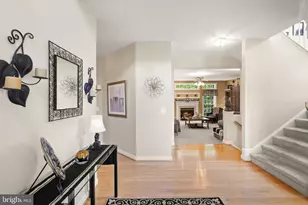 5634 Lick River Ln, Gainesville, VA 20155 - Photo 4