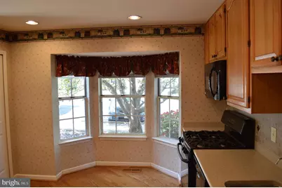 16853 Capon Tree Lane, Woodbridge, VA 22191 - Photo 6
