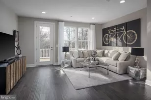 8931 Queensferry Rd, Manassas, VA 20112 - Photo 10
