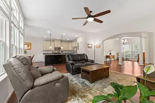 2629 Crossvine Dr, Dumfries, VA 22026 - Photo 2