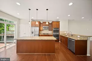 1431 Occoquan Heights Ct, Occoquan, VA 22125 - Photo 4