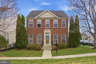 17037 Loftridge Ln, Gainesville, VA 20155 - Photo 2