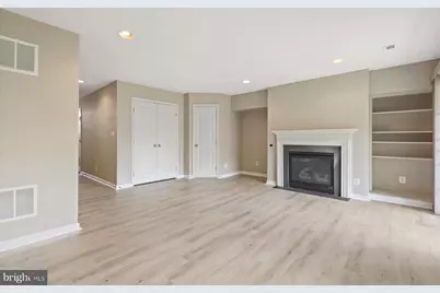 9147 Ribbon Falls Loop, Bristow, VA 20136 - Photo 6