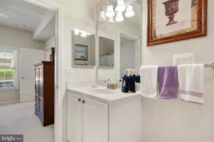 11213 Wortham Crest Cir, Manassas, VA 20109 - Photo 16