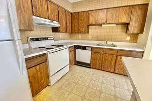 2877 Burgundy Pl, Woodbridge, VA 22192 - Photo 12