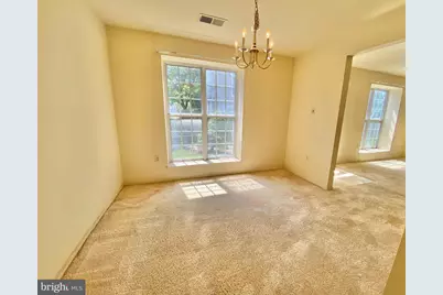 2877 Burgundy Place, Woodbridge, VA 22192 - Photo 8