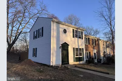 12335 Woodlawn Court, Woodbridge, VA 22192 - Photo 2