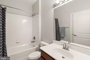2139 Abbottsbury Way, Woodbridge, VA 22191 - Photo 38