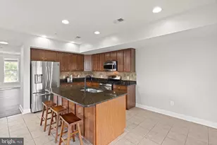 2139 Abbottsbury Way, Woodbridge, VA 22191 - Photo 6