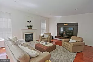 5108 Yawl Ct, Woodbridge, VA 22193 - Photo 12