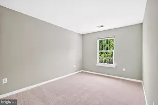 6853 Hollow Glen Ct, Gainesville, VA 20155 - Photo 42