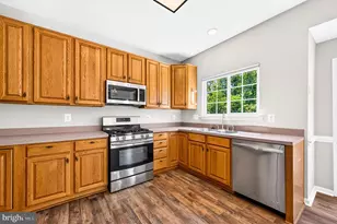 6853 Hollow Glen Ct, Gainesville, VA 20155 - Photo 26