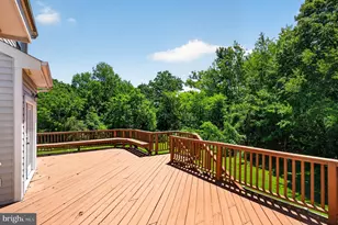 6853 Hollow Glen Ct, Gainesville, VA 20155 - Photo 6