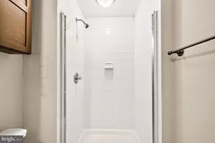 6853 Hollow Glen Ct, Gainesville, VA 20155 - Photo 48