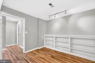 6853 Hollow Glen Ct, Gainesville, VA 20155 - Photo 46