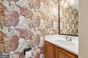 1774 Tiger Lily Cir, Woodbridge, VA 22192 - Photo 10