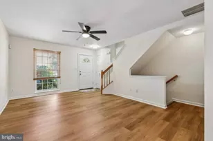 1774 Tiger Lily Cir, Woodbridge, VA 22192 - Photo 4