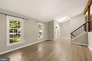 13005 Emmet Ct, Woodbridge, VA 22192 - Photo 2
