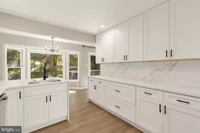 13005 Emmet Court, Woodbridge, VA 22192 - Photo 16