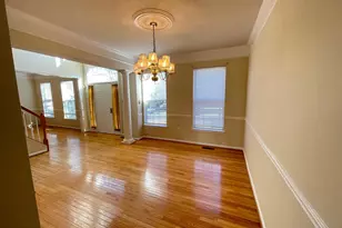 15518 Toddsbury Ln, Manassas, VA 20112 - Photo 2