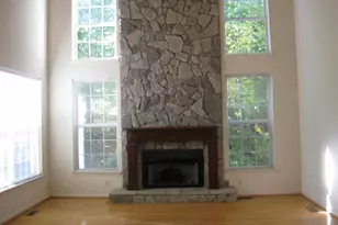 15518 Toddsbury Ln, Manassas, VA 20112 - Photo 12