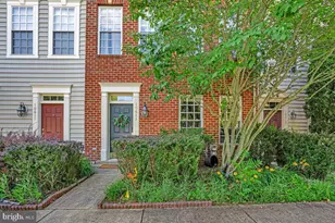 10613 Bristow Station Dr, Bristow, VA 20136 - Photo 4