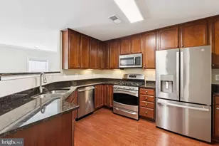 2807 Chinkapin Oak Ln, Woodbridge, VA 22191 - Photo 10