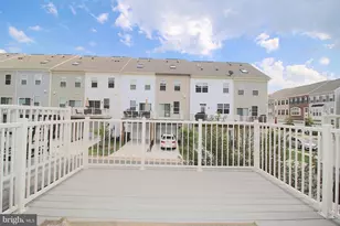 4504 Potomac Highlands Cir, Triangle, VA 22172 - Photo 2
