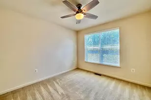 1599 Renate Dr, Woodbridge, VA 22192 - Photo 16