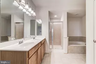 2513 Eastbourne Dr, Woodbridge, VA 22191 - Photo 12