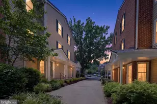 12585 Kempston Ln, Woodbridge, VA 22192 - Photo 6