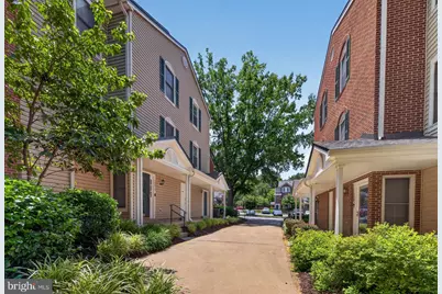 12585 Kempston Lane, Woodbridge, VA 22192 - Photo 4